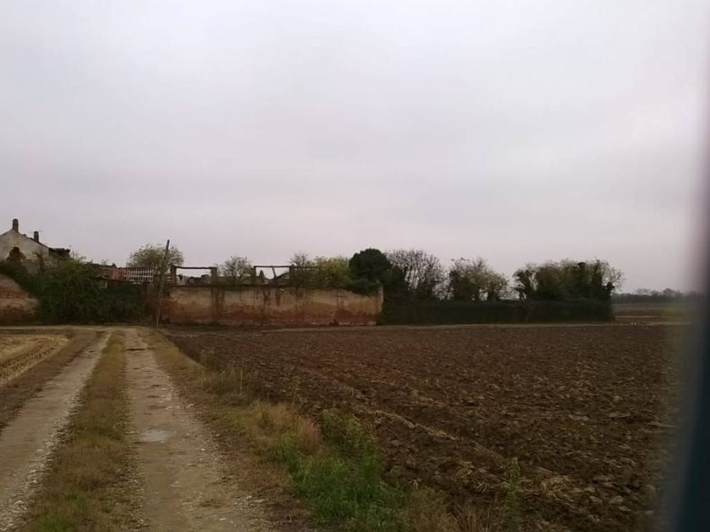 intera palazzina in vendita a Costanzana