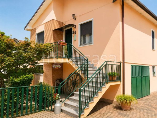 casa indipendente in vendita a Costanzana