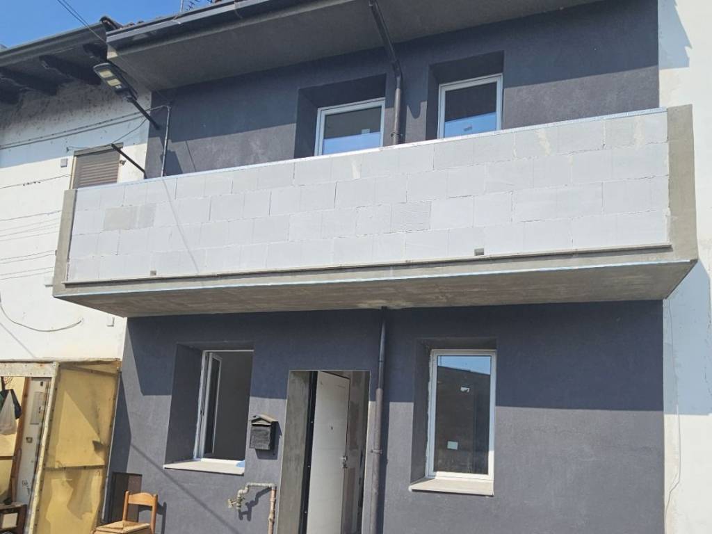 casa indipendente in vendita a Costanzana