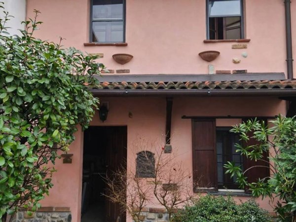 casa indipendente in vendita a Costanzana