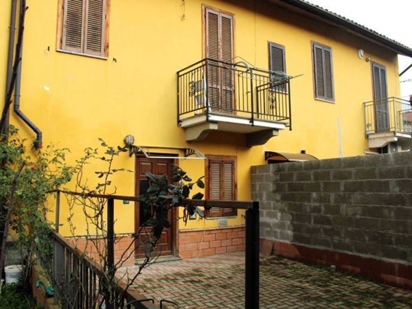 casa indipendente in vendita a Costanzana