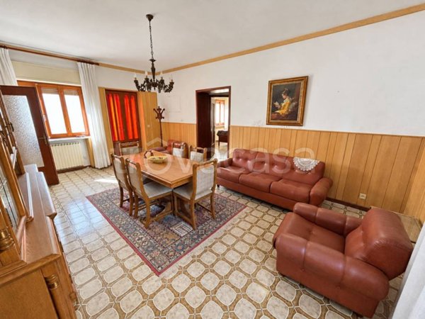 casa indipendente in vendita a Costanzana