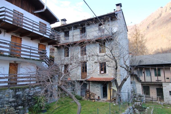 appartamento in vendita a Cravagliana