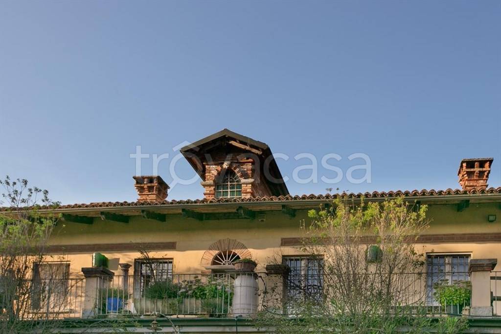 casale in vendita a Crescentino