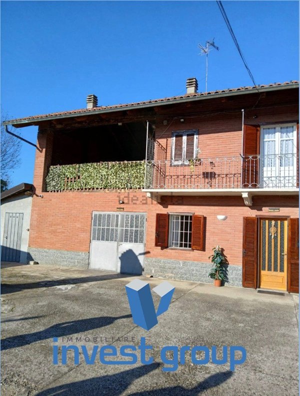 casa indipendente in vendita a Crescentino