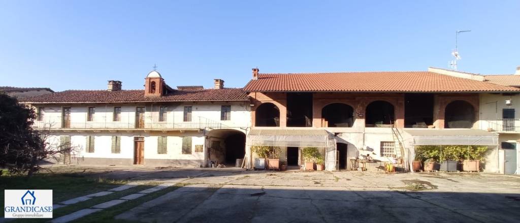 casa indipendente in vendita a Crescentino