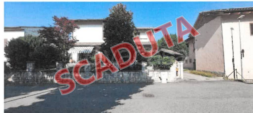 casa indipendente in vendita a Crescentino