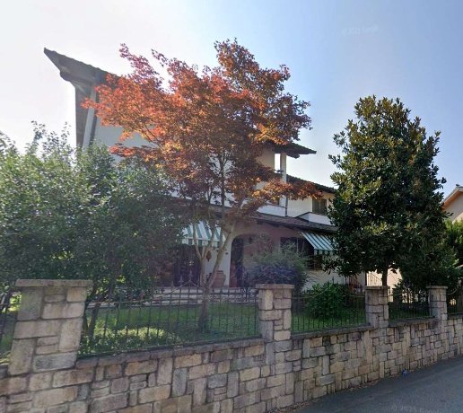 casa indipendente in vendita a Crescentino