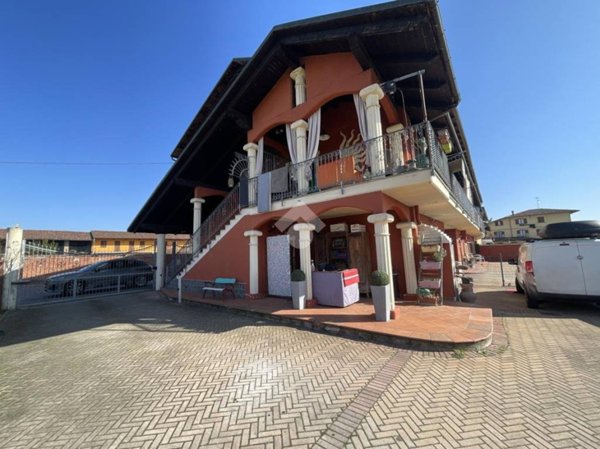 casa indipendente in vendita a Crescentino in zona San Silvestro