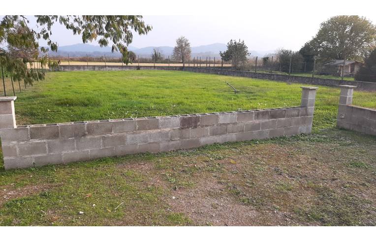 casa indipendente in vendita a Crescentino in zona Caravini