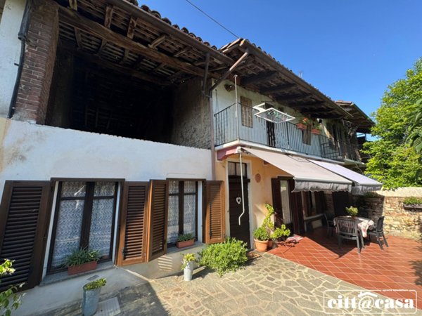 casa indipendente in vendita a Crescentino in zona San Silvestro