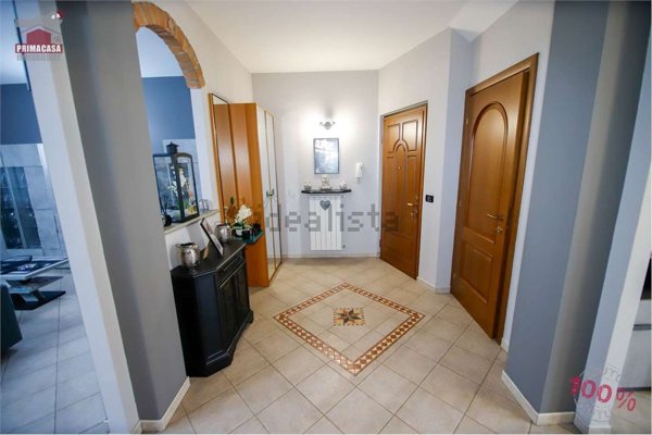 appartamento in vendita a Crescentino in zona Caravini