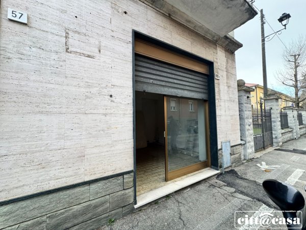 locale di sgombero in vendita a Crescentino in zona Mezzi Po