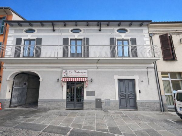 casa indipendente in vendita a Crescentino