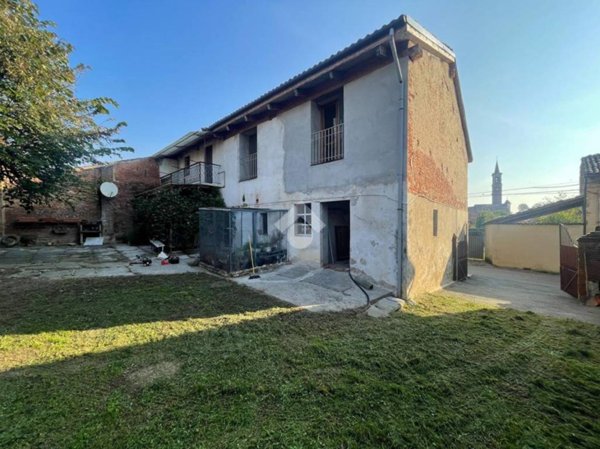 casa indipendente in vendita a Crescentino in zona San Grisante