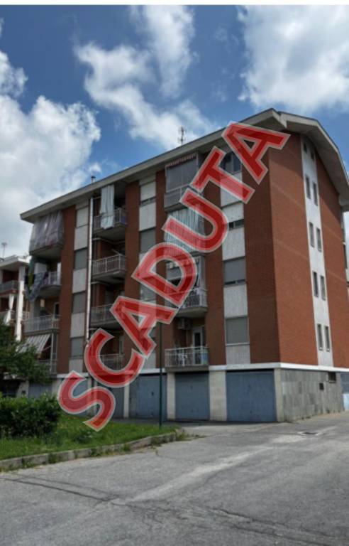 appartamento in vendita a Crescentino in zona Mezzi Po