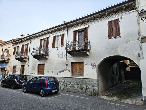 casa indipendente in vendita a Crescentino