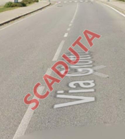 locale commerciale in vendita a Crescentino