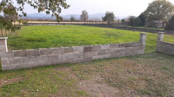 casa indipendente in vendita a Crescentino in zona Caravini