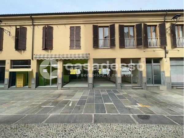 negozio in vendita a Crescentino