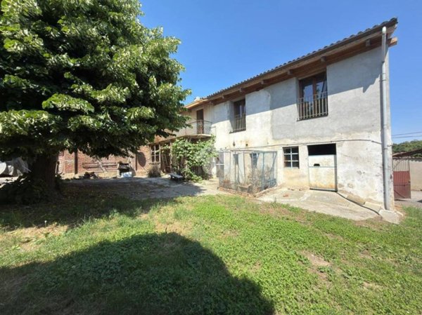 casa indipendente in vendita a Crescentino in zona San Grisante