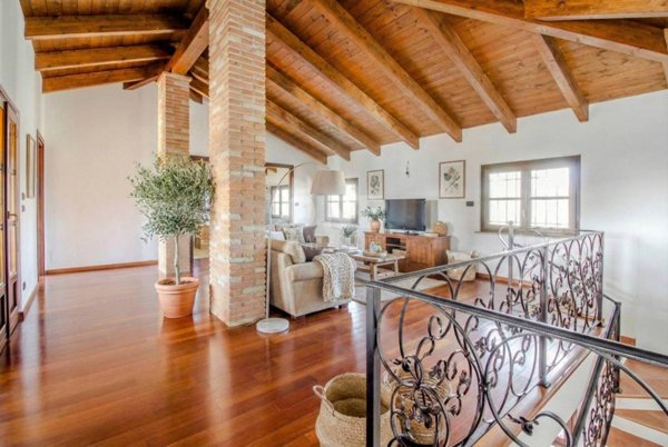 casa indipendente in vendita a Crescentino in zona San Genuario