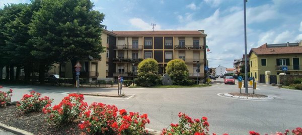 appartamento in vendita a Crescentino in zona Mezzi Po