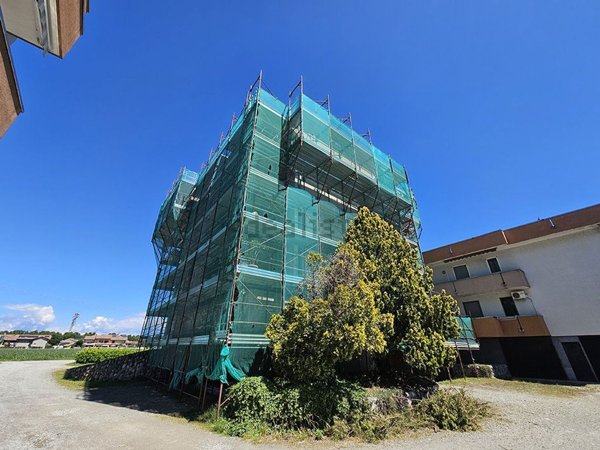 appartamento in vendita a Crescentino in zona Mezzi Po