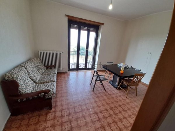 appartamento in vendita a Crescentino in zona Mezzi Po