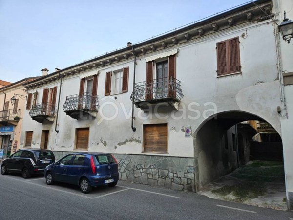casa indipendente in vendita a Crescentino in zona Mezzi Po