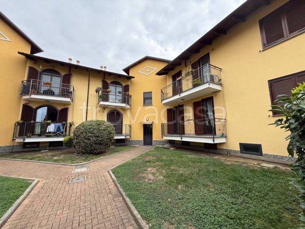 appartamento in vendita a Crescentino in zona Mezzi Po