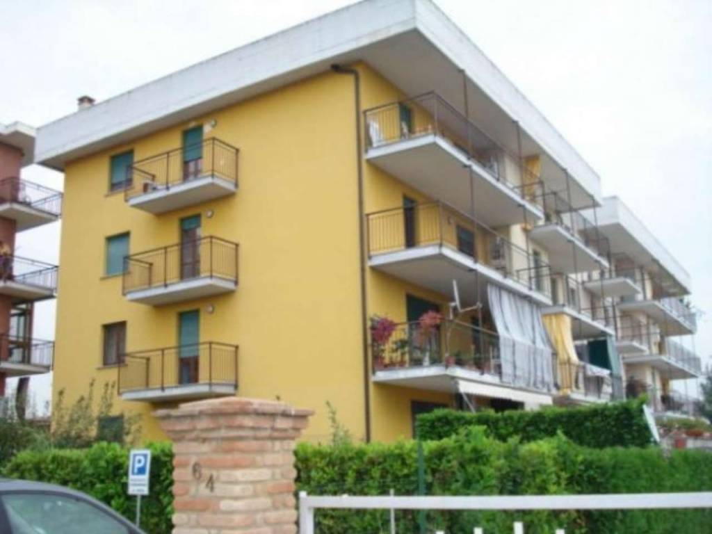 appartamento in vendita a Crescentino in zona Mezzi Po