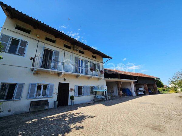 casa indipendente in vendita a Crescentino