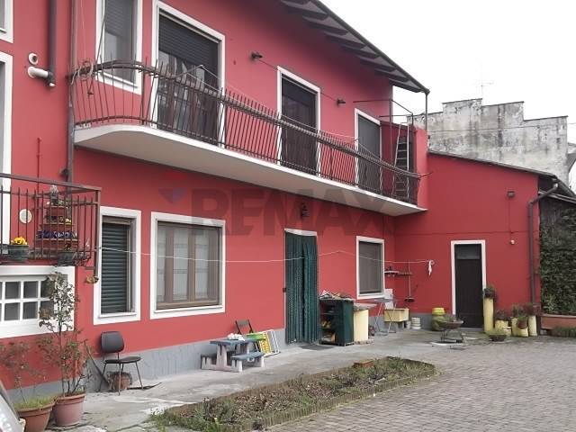 casa indipendente in vendita a Crescentino in zona Mezzi Po