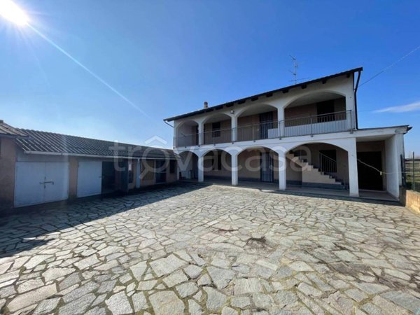 casa indipendente in vendita a Crova