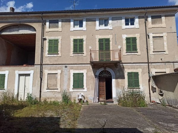 casa indipendente in vendita a Desana