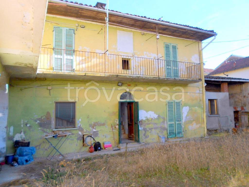 casa indipendente in vendita a Desana