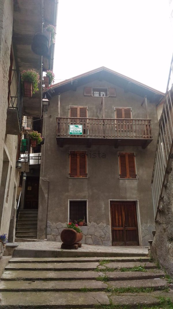 casa indipendente in vendita a Fobello