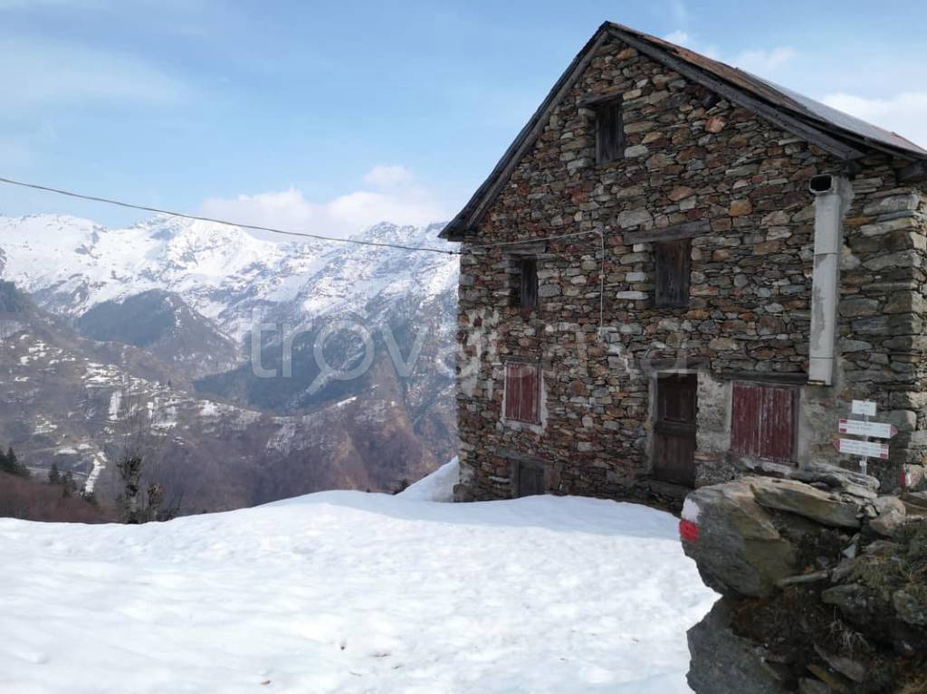 appartamento in vendita a Fobello