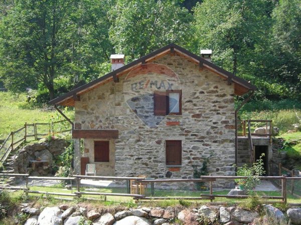 casa indipendente in vendita a Fobello