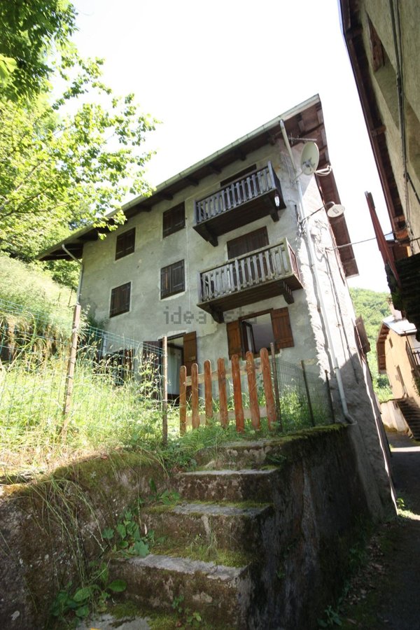 casa indipendente in vendita a Fobello