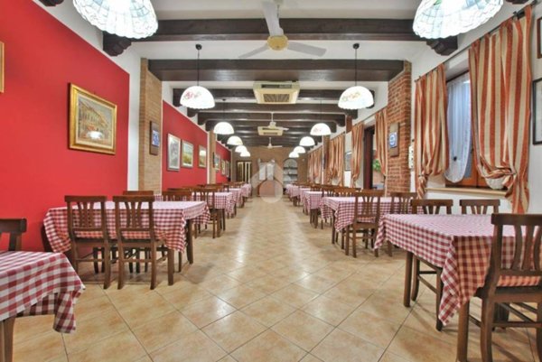 negozio in vendita a Fontanetto Po