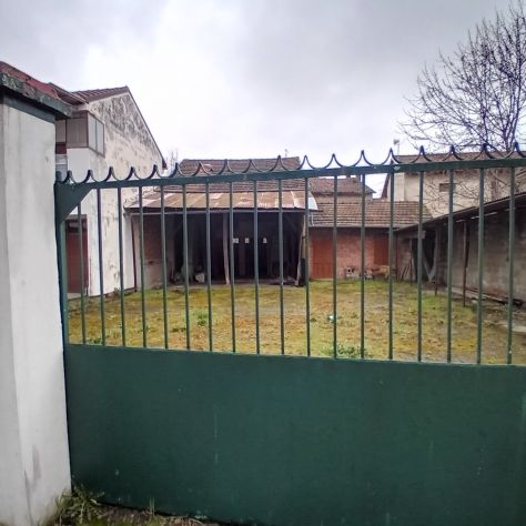 locale commerciale in vendita a Fontanetto Po