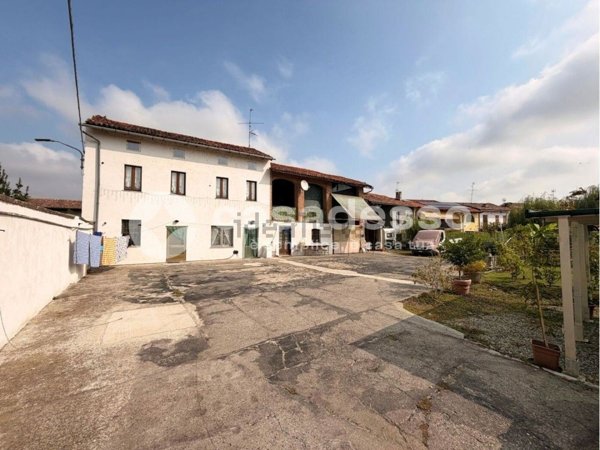 casa indipendente in vendita a Fontanetto Po