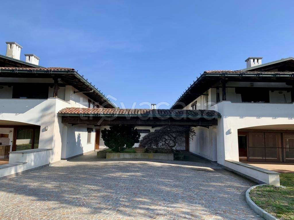 villa in vendita a Formigliana