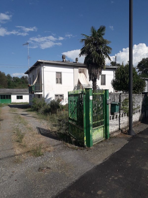 casa indipendente in vendita a Formigliana