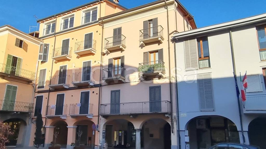 appartamento in vendita a Gattinara