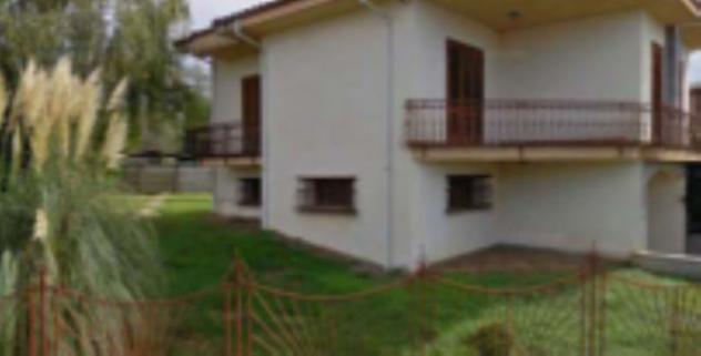 casa indipendente in vendita a Gattinara