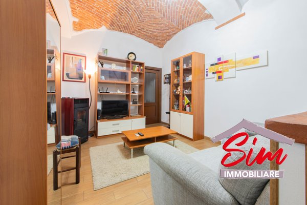 casa indipendente in vendita a Gattinara