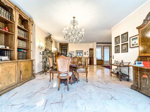 appartamento in vendita a Gattinara